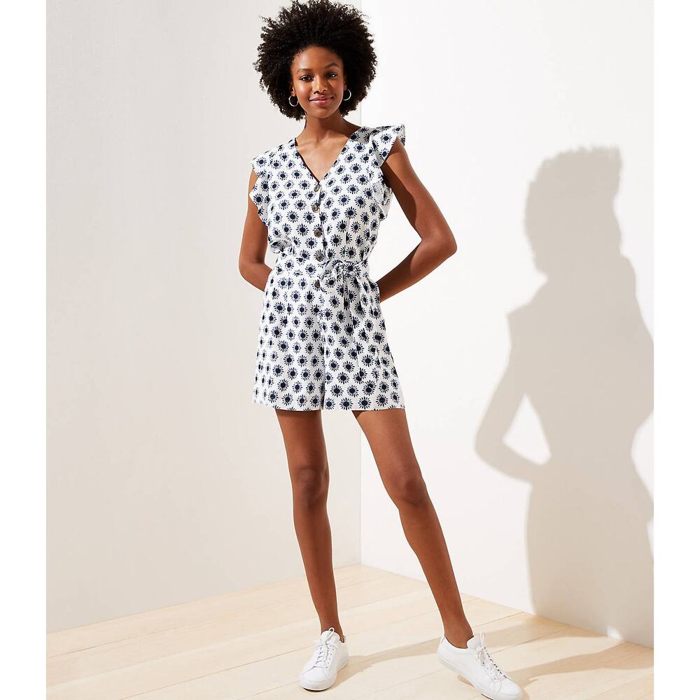 LOFT Women's Coastal Linen Blend Flutter Sleeve‎ Shorts Romper White and Navy- 2